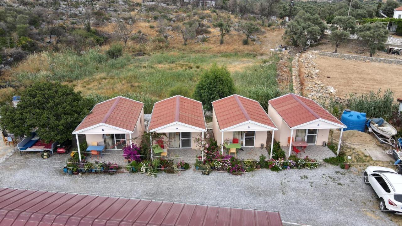 לינה וארוחת בוקר Milas Yelken Bungalov מראה חיצוני תמונה