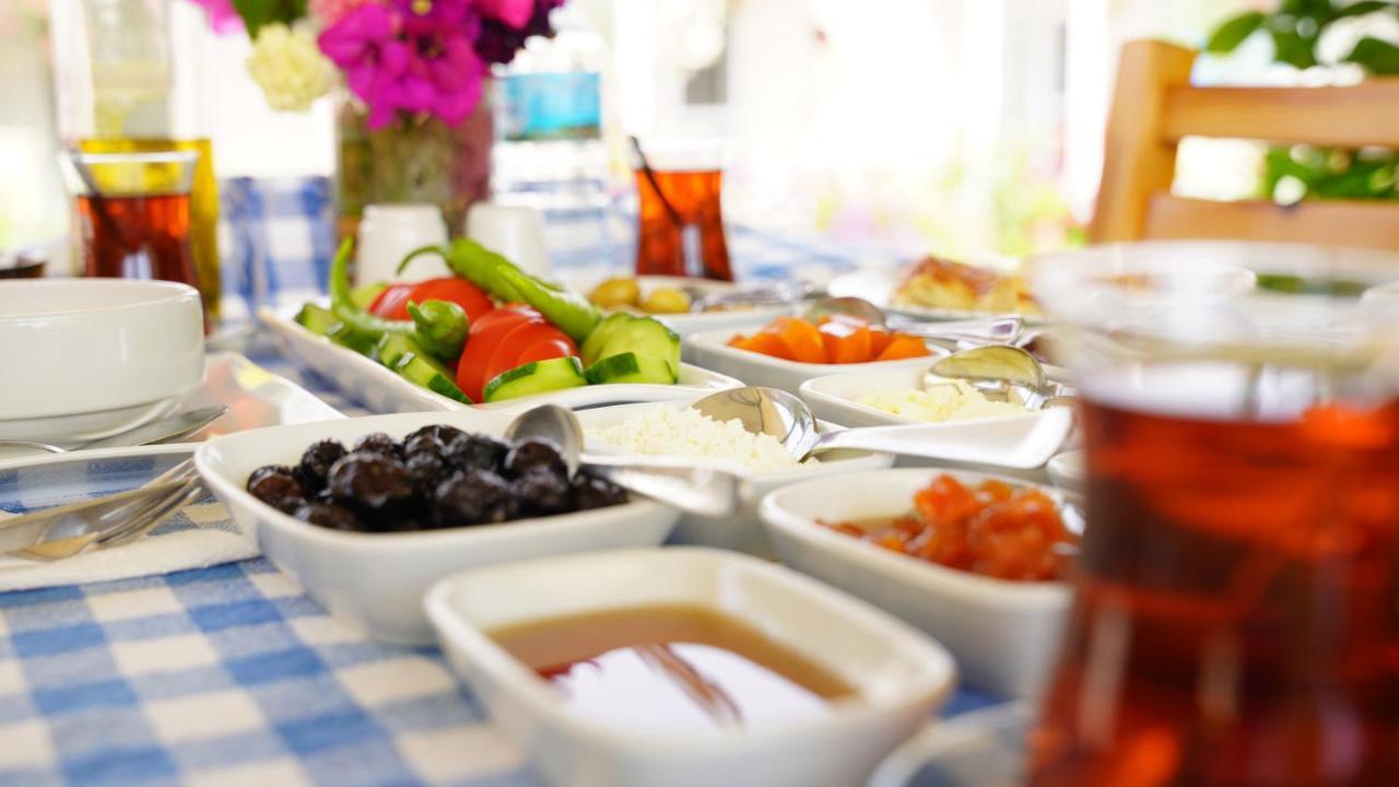 לינה וארוחת בוקר Milas Yelken Bungalov מראה חיצוני תמונה